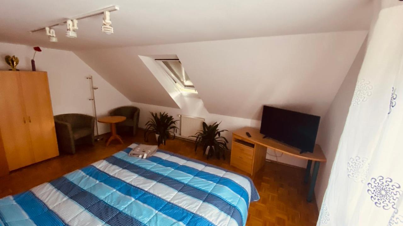G.O.D. Ferienwohnung Бад-Мергентхайм Экстерьер фото