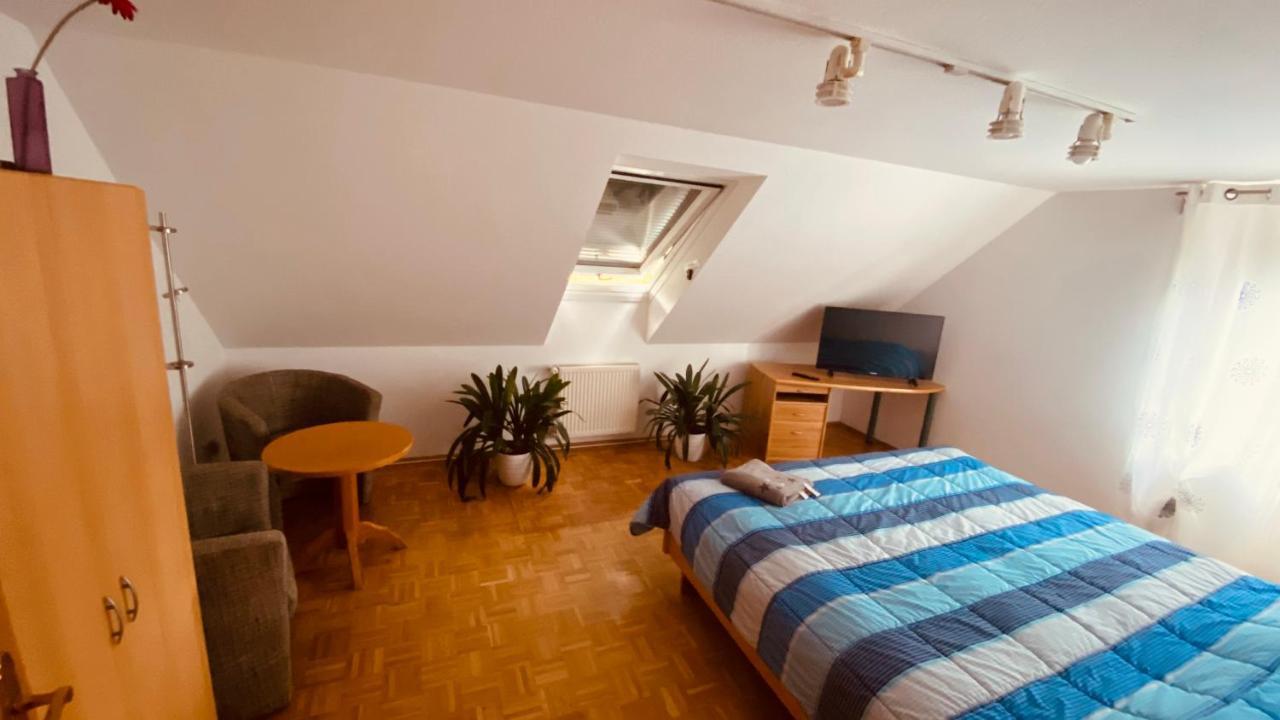 G.O.D. Ferienwohnung Бад-Мергентхайм Экстерьер фото